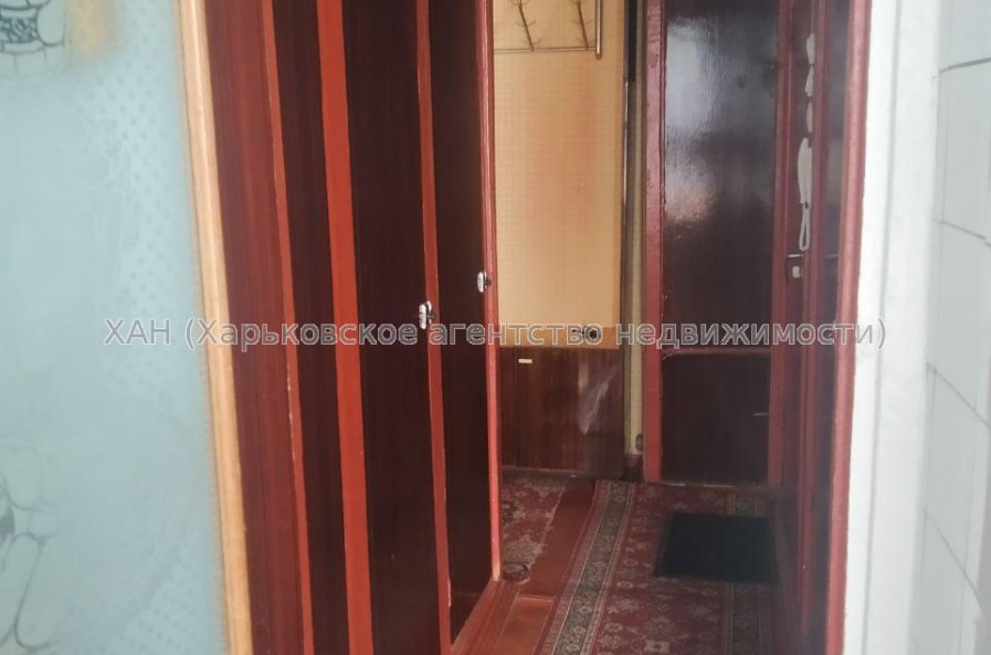 Продам квартиру, Гвардейцев Широнинцев ул. , 3  ком., 63.70 м², советский ремонт 