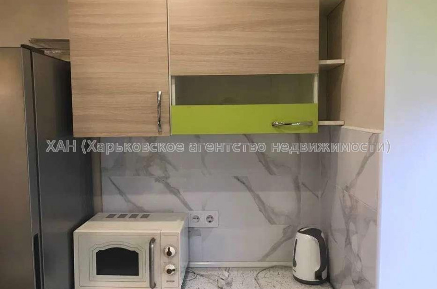 Продам квартиру, Шевченковский пер. , 1  ком., 18 м², капитальный ремонт 