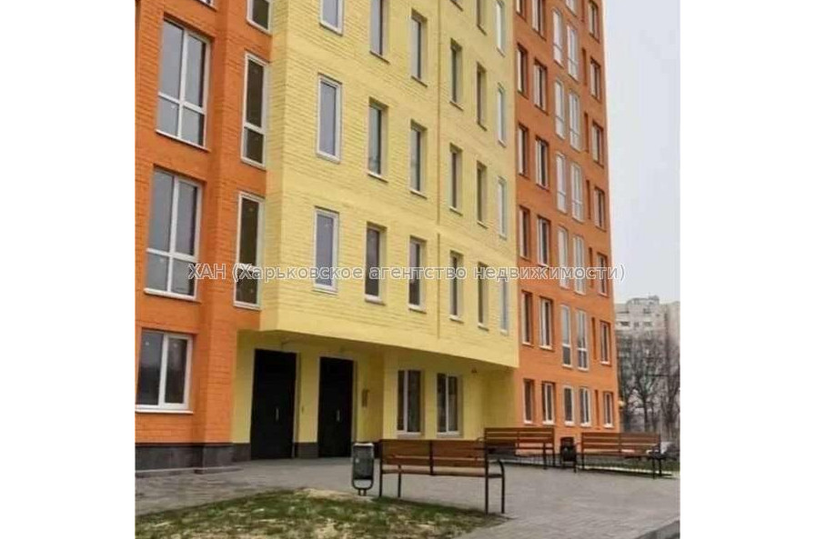 Продам квартиру, Гвардейцев Широнинцев ул. , 3  ком., 87 м², без внутренних работ 