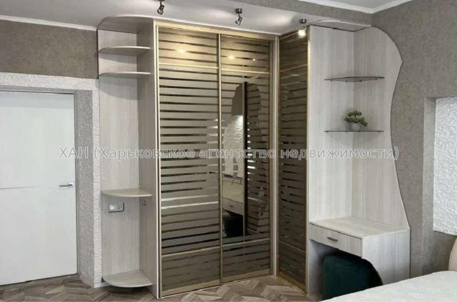 Продам квартиру, Полтавский Шлях ул. , 3  ком., 62 м², евроремонт 