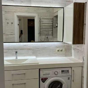 Продам квартиру, Полтавский Шлях ул. , 3  ком., 62 м², евроремонт 