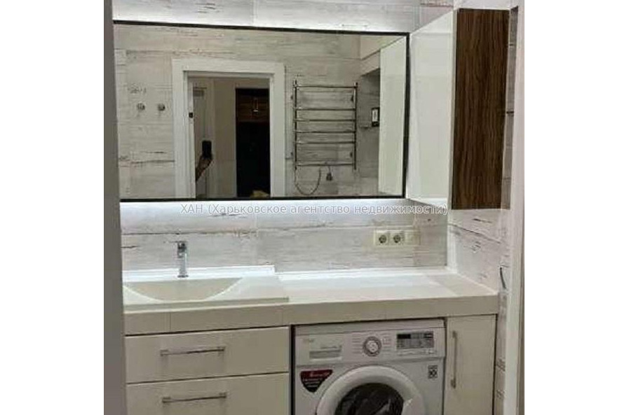 Продам квартиру, Полтавский Шлях ул. , 3  ком., 62 м², евроремонт 