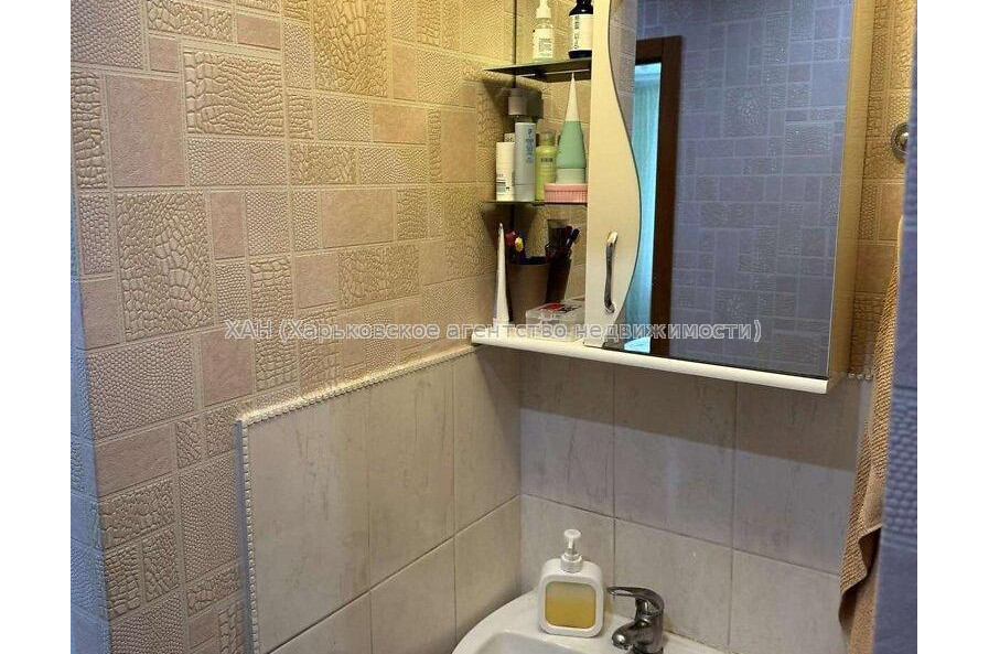Продам квартиру, Пластичный пер. , 2  ком., 48.40 м², косметический ремонт 