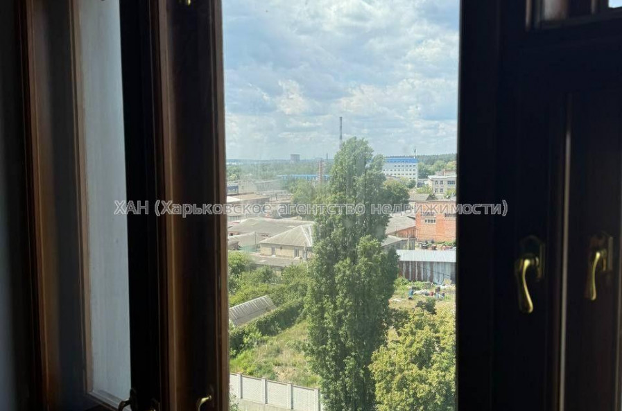 Продам квартиру, Пластичный пер. , 2  ком., 48.40 м², косметический ремонт 