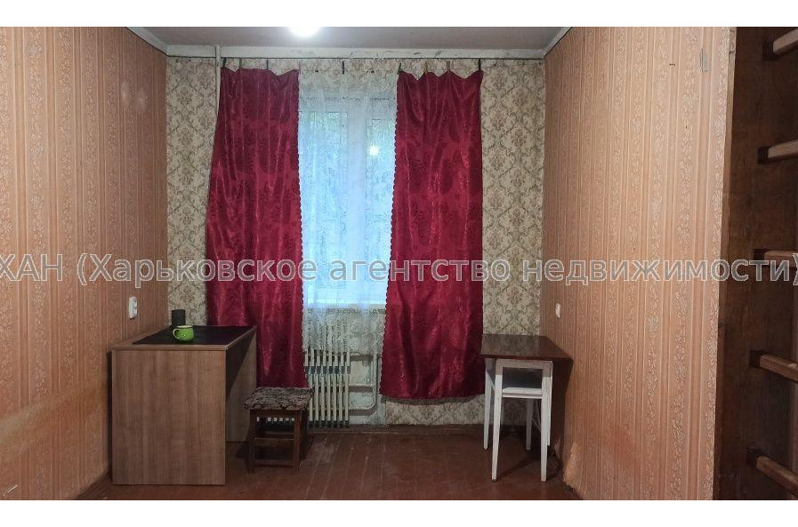 Продам квартиру, Бучмы ул. , 2  ком., 44 м², косметический ремонт 