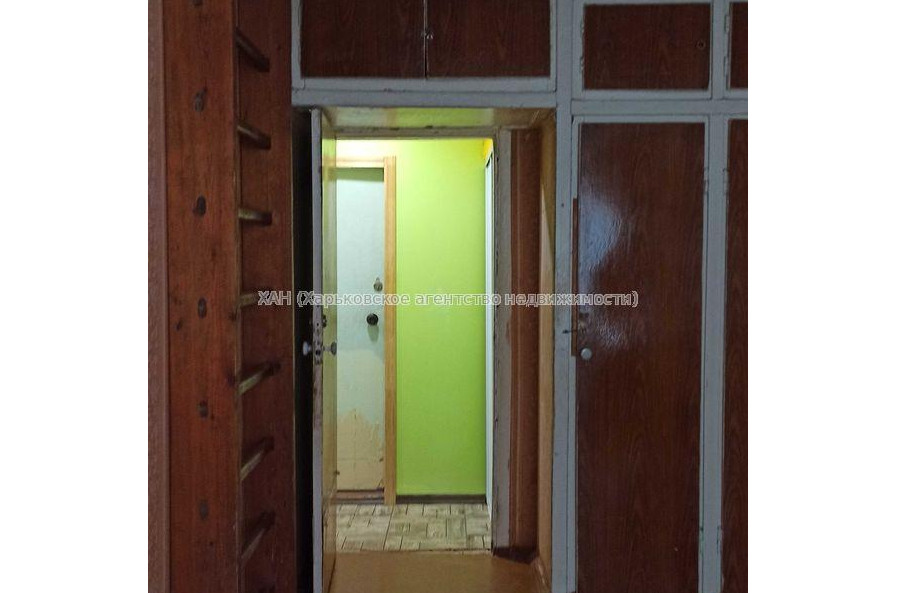 Продам квартиру, Бучмы ул. , 2  ком., 44 м², косметический ремонт 