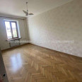 Продам квартиру, Дарвина ул. , 3 кім., 70 м², капитальный ремонт 