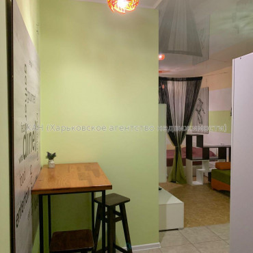 Продам квартиру, Науки просп. , 1  ком., 44 м², косметический ремонт 