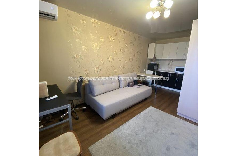 Продам квартиру, Георгия Тарасенко ул. , 1  ком., 18 м², капитальный ремонт 