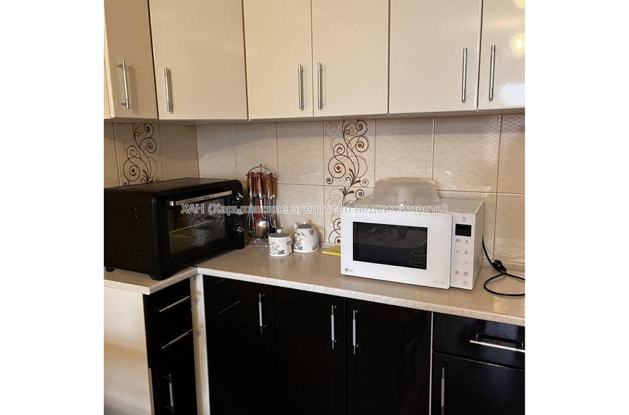 Продам квартиру, Георгия Тарасенко ул. , 1  ком., 18 м², капитальный ремонт 