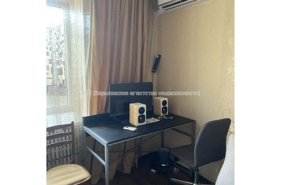 Продам квартиру, Георгия Тарасенко ул. , 1  ком., 18 м², капитальный ремонт 