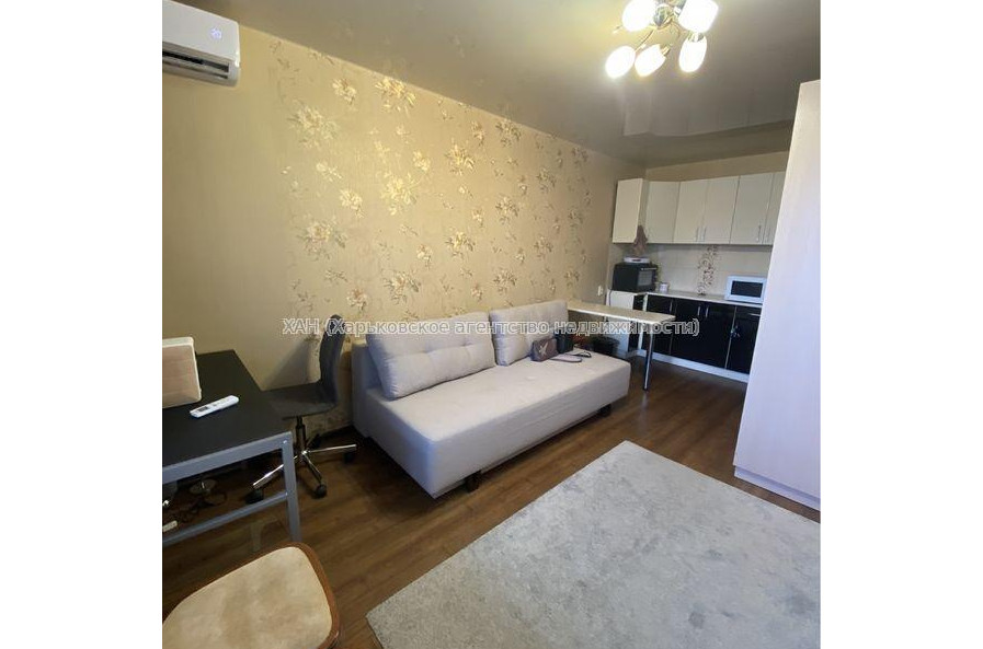 Продам квартиру, Георгия Тарасенко ул. , 1  ком., 18 м², капитальный ремонт 