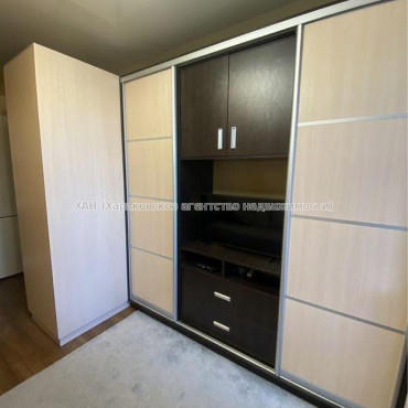 Продам квартиру, Георгия Тарасенко ул. , 1 кім., 18 м², капитальный ремонт 