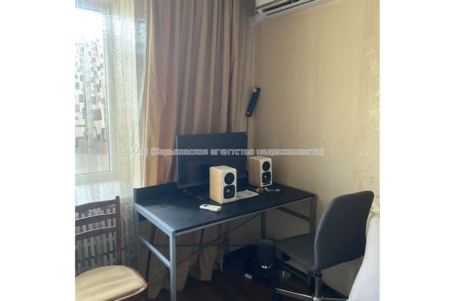 Продам квартиру, Георгия Тарасенко ул. , 1  ком., 18 м², капитальный ремонт 
