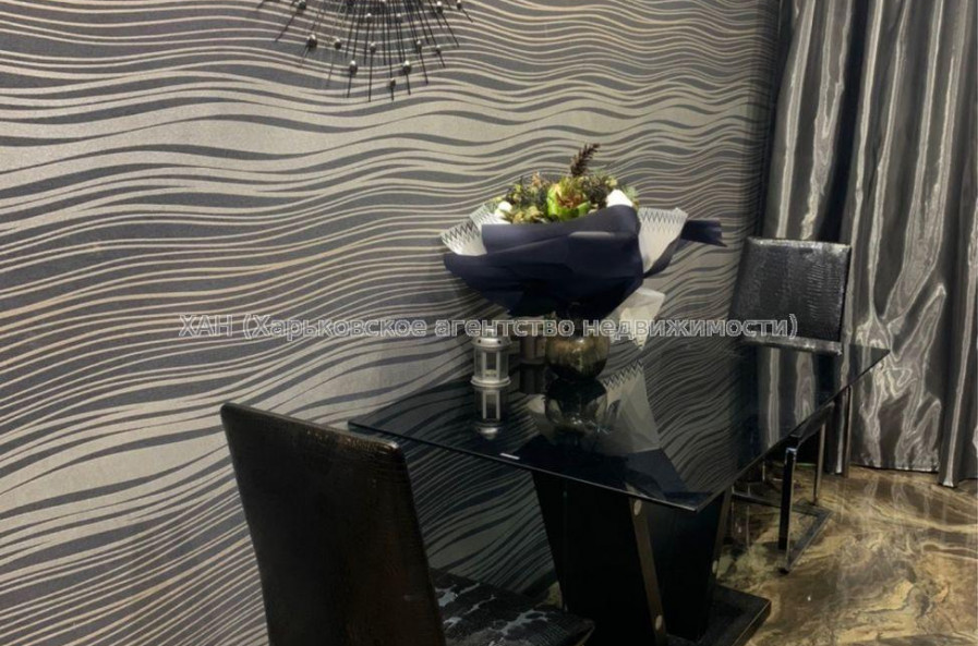 Продам квартиру, Академика Павлова ул. , 3  ком., 83 м², евроремонт 