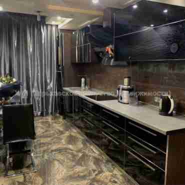 Продам квартиру, Академика Павлова ул. , 3  ком., 83 м², евроремонт 