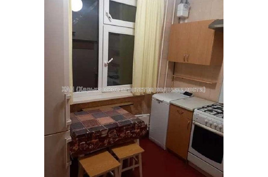 Продам квартиру, Монюшко ул. , 2 кім., 46 м², косметический ремонт 