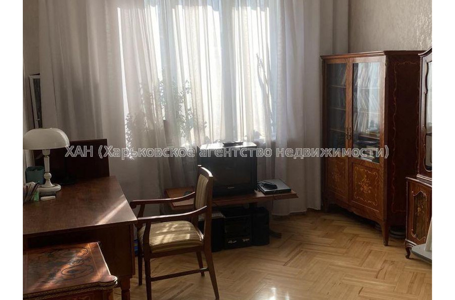 Продам квартиру, Крымская ул. , 3  ком., 75 м², евроремонт 