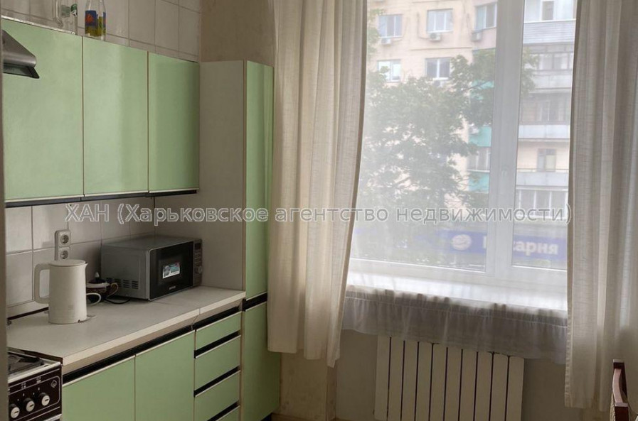 Продам квартиру, Крымская ул. , 3  ком., 75 м², евроремонт 