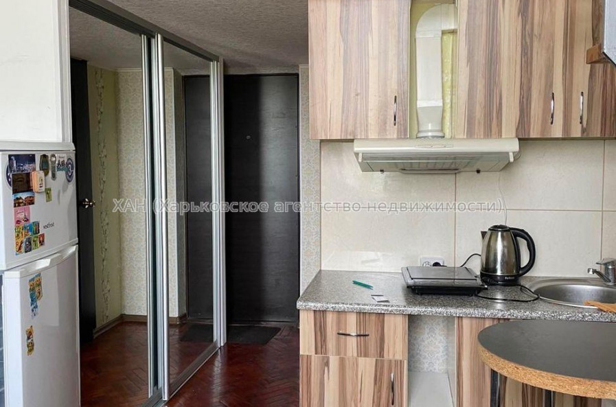 Продам квартиру, Героев Харькова просп. , 1 кім., 20 м², евроремонт 