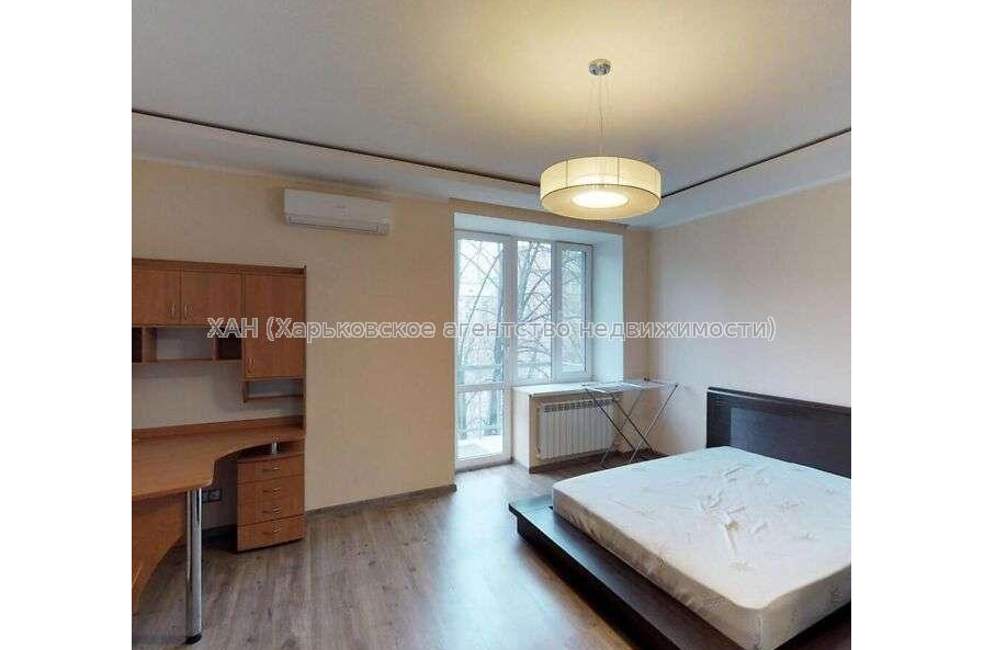 Продам квартиру, Данилевского ул. , 2  ком., 52 м², капитальный ремонт 