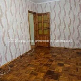 Продам квартиру, Натальи Ужвий ул. , 1  ком., 36 м², косметический ремонт