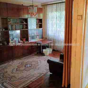 Продам квартиру, Франтишека Крала ул. , 3  ком., 58 м², советский ремонт 