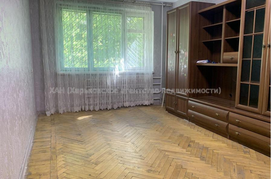 Продам квартиру, Бучмы ул. , 1 кім., 30 м², советский ремонт 