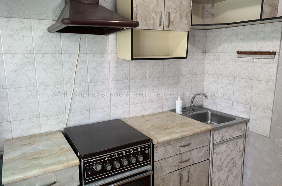 Продам квартиру, Бучмы ул. , 1 кім., 30 м², советский ремонт 