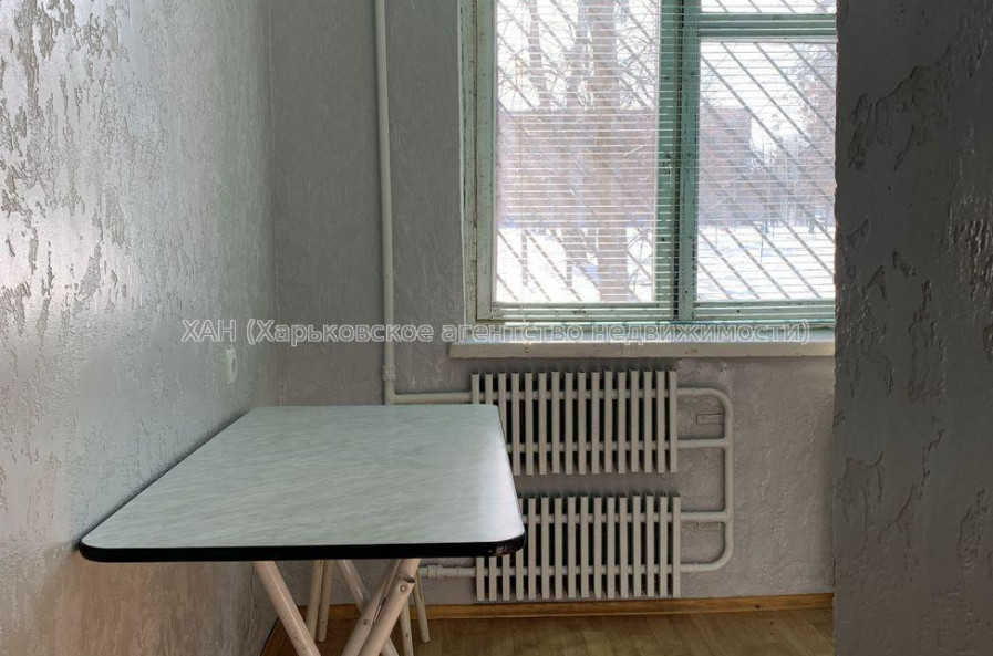Продам квартиру, Бучмы ул. , 1  ком., 30 м², советский ремонт 