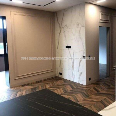 Продам квартиру, Клеменова Дача ул. , 3  ком., 104 м², евроремонт 