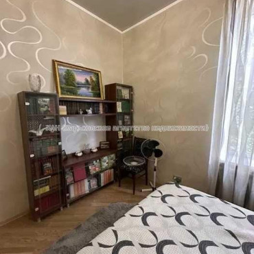 Продам квартиру, Полтавский Шлях ул. , 3 кім., 62 м², косметический ремонт 
