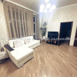 Продам квартиру, Полтавский Шлях ул. , 3  ком., 62 м², косметический ремонт