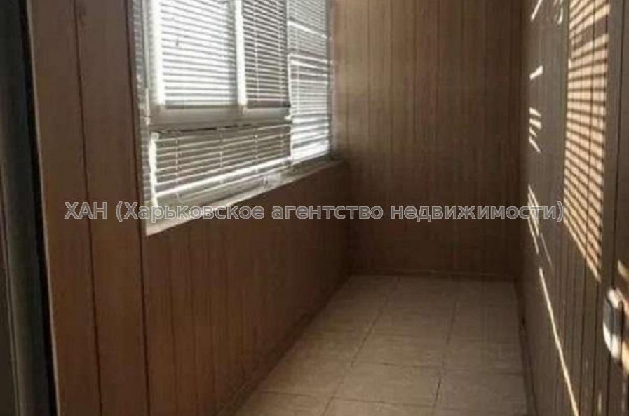 Продам квартиру, Стуса Василия ул. , 1 кім., 32 м², евроремонт 