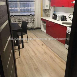 Продам квартиру, Пискуновский пер. , 1 кім., 44 м², капитальный ремонт