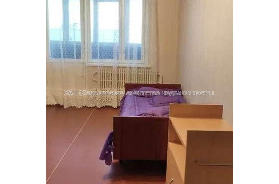 Продам квартиру, Салтовское шоссе , 1 кім., 33 м², косметический ремонт 