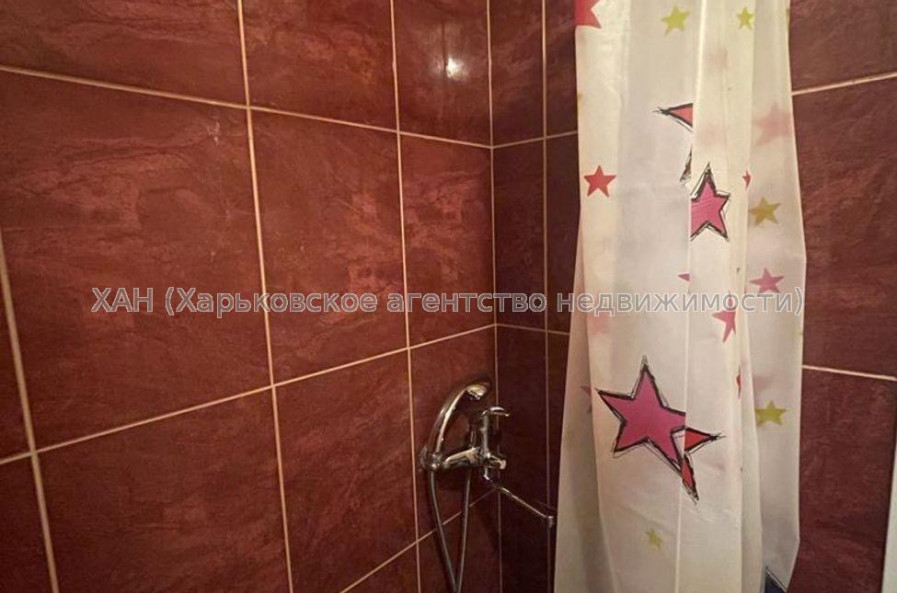 Продам квартиру, Харьковских Дивизий ул. , 1 кім., 14.30 м², евроремонт 