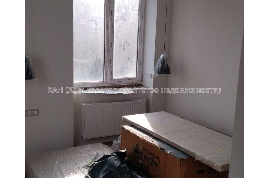 Продам квартиру, Пискуновский пер. , 2 кім., 57 м², частичный ремонт 