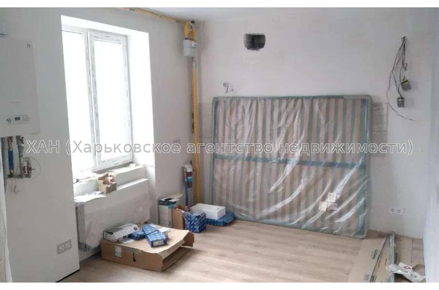 Продам квартиру, Лосевский пер. , 2 кім., 57 м², частичный ремонт 