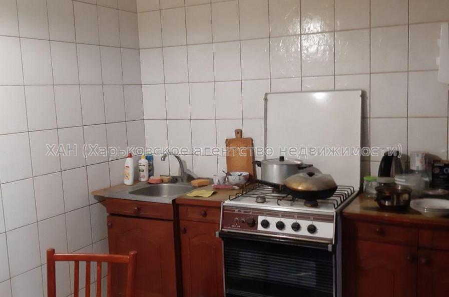 Продам квартиру, Харьковских Дивизий ул. , 3  ком., 58 м², советский ремонт 