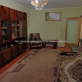 Продам квартиру, Непокоренных ул. , 15Б , 1 кім., 36 м², косметический ремонт