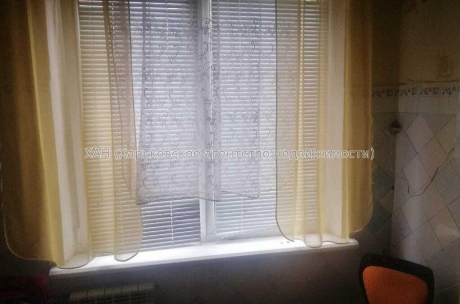 Продам квартиру, Непокоренных ул. , 15Б , 1 кім., 36 м², косметический ремонт 