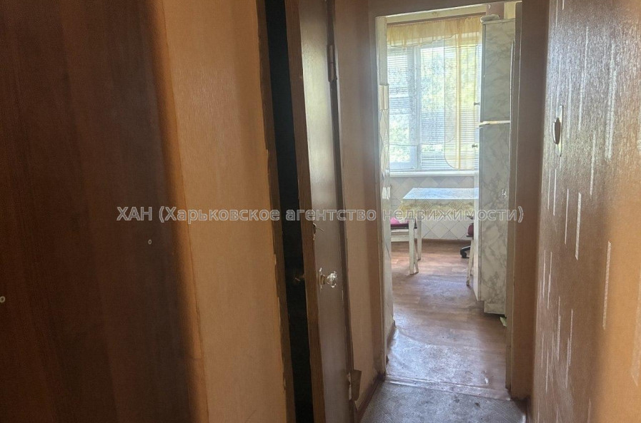 Продам квартиру, Непокоренных ул. , 15Б , 1 кім., 36 м², косметический ремонт 