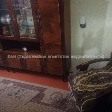 Продам квартиру, Непокоренных ул. , 15Б , 1 кім., 36 м², косметический ремонт 