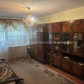 Продам квартиру, Непокоренных ул. , 15Б , 1  ком., 36 м², косметический ремонт