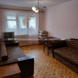 Продам квартиру, Героев Труда ул. , 1 кім., 31 м², косметический ремонт