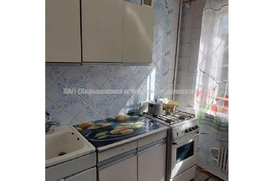 Продам квартиру, Непокоренных ул. , 1  ком., 31 м², косметический ремонт 