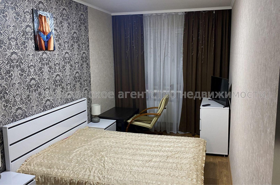 Продам квартиру, Тракторостроителей просп. , 2 кім., 44 м², евроремонт 