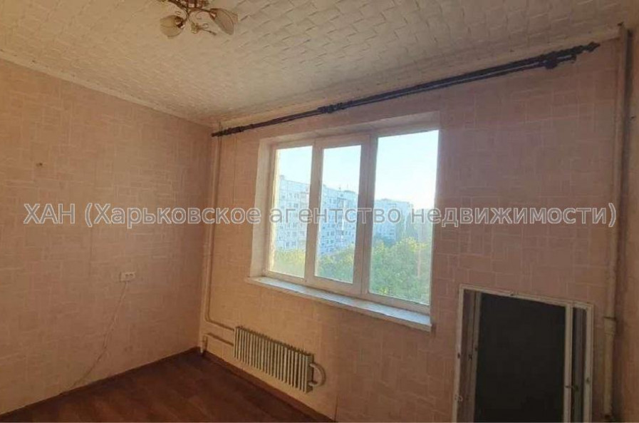 Продам квартиру, Салтовское шоссе , 3 кім., 70 м², советский ремонт 