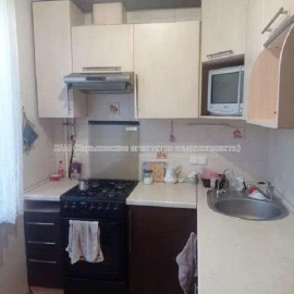 Продам квартиру, Валентиновская ул. , 22 , 3 кім., 67 м², капитальный ремонт